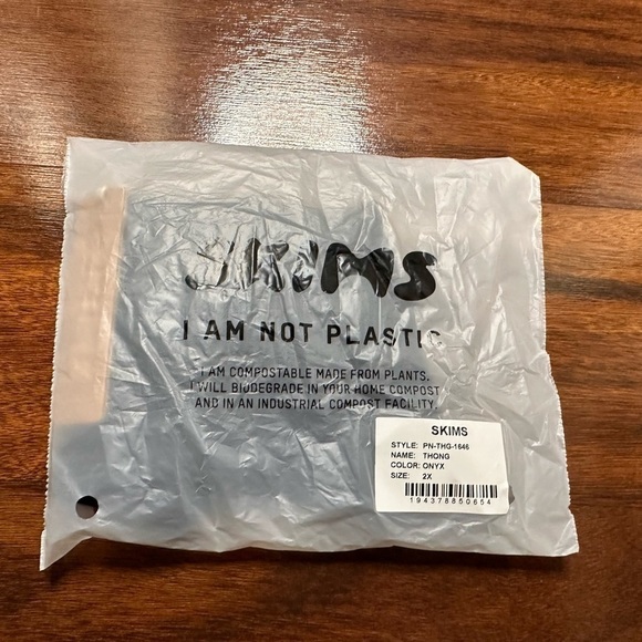 Skims Logo Mesh Skimpy Thong Onyx 2X NWT - Picture 5 of 5